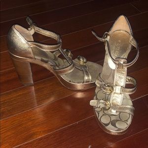 Coach heels 7.5